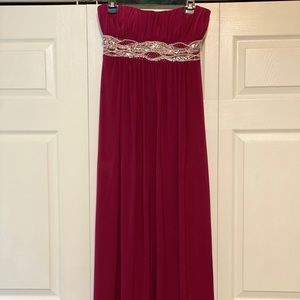 JS Boutique Semi Formal Dress
